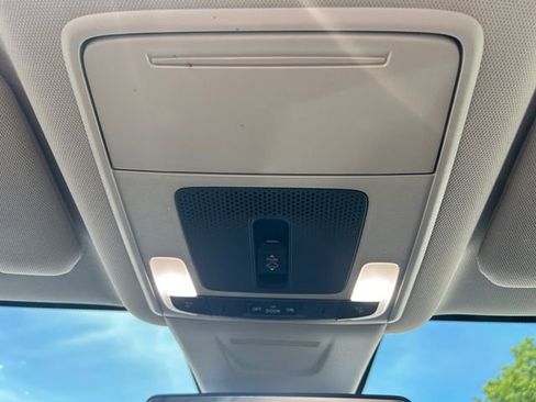 Used 2024 Honda CR-V EX-L image 30