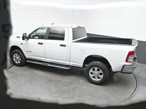 Used 2023 RAM 2500 Big Horn w/ Level 1 Equipment Group AWD/4WD image 29