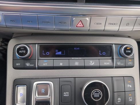 Used 2022 Hyundai Palisade Calligraphy FWD image 14