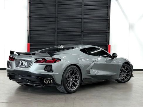 Used 2022 Chevrolet Corvette Stingray Premium Cpe w/ Z51 Performance Package RWD image 10