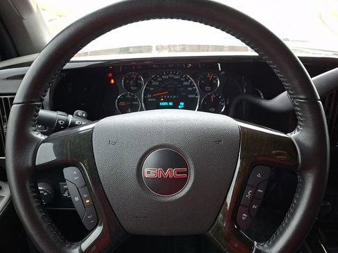 Used 2021 GMC Savana 2500 image 27