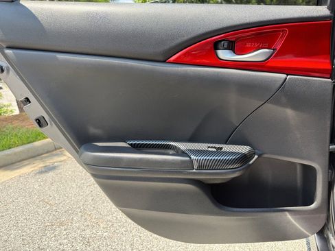 Used 2019 Honda Civic Sport image 45