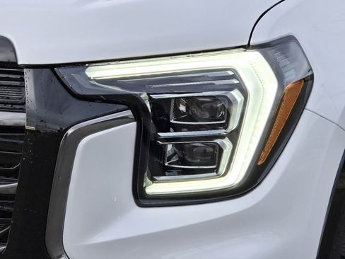 New 2026 GMC Terrain AT4 w/ Technology Package II image 35