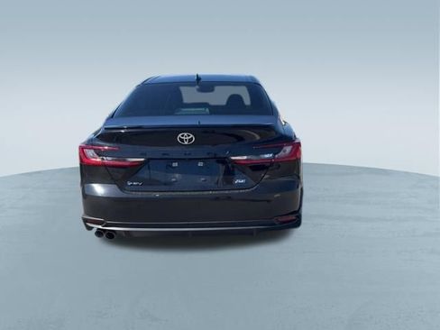 Used 2025 Toyota Camry SE w/ Multimedia Upgrade Package image 9
