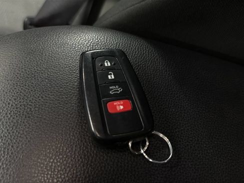 Used 2025 Toyota RAV4 XLE w/ Convenience Package AWD/4WD image 36