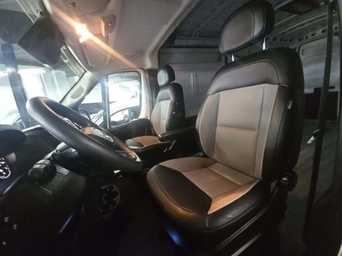 Used 2025 RAM ProMaster 3500 w/ Convenience Group FWD image 7