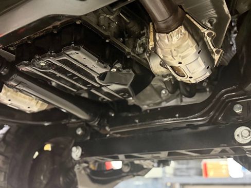 Used 2018 Toyota Tundra Limited w/ Limited Premium Package image 37