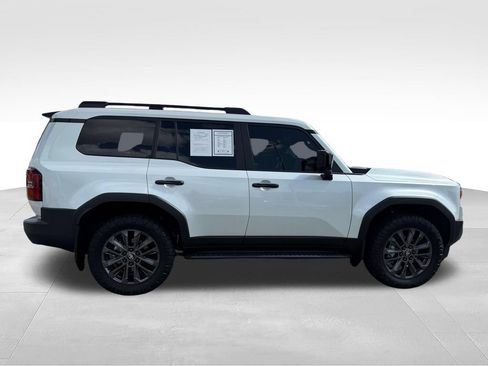 Used 2025 Toyota Land Cruiser AWD/4WD image 33