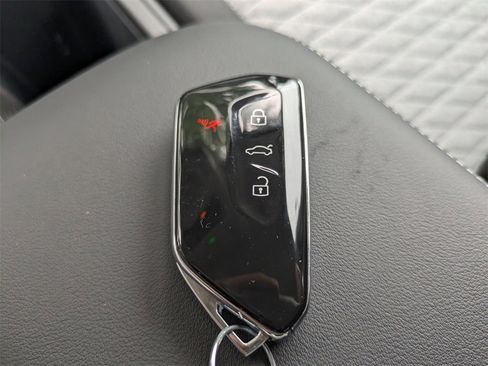 New 2025 Volkswagen Tiguan S image 28