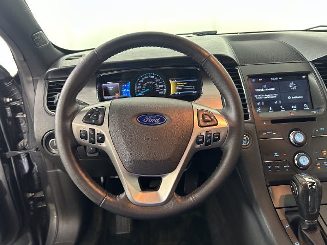 Used 2016 Ford Taurus SEL w/ Equipment Group 201A AWD/4WD image 14