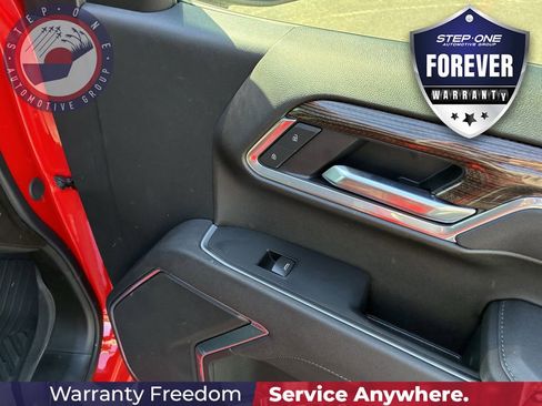 Used 2025 Chevrolet Silverado 1500 LT w/ Z71 Off-Road Package AWD/4WD image 34