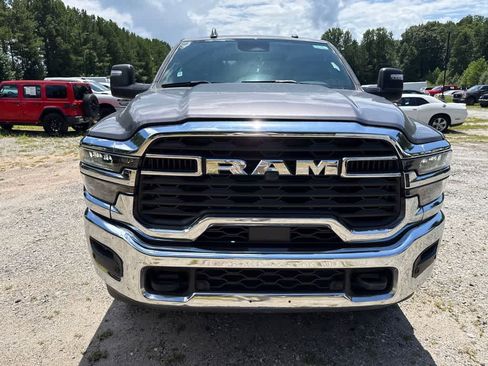 Used 2026 RAM 2500 Big Horn AWD/4WD image 2