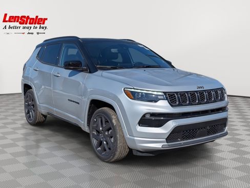 New 2025 Jeep Compass Limited w/ High Altitude Package image 4