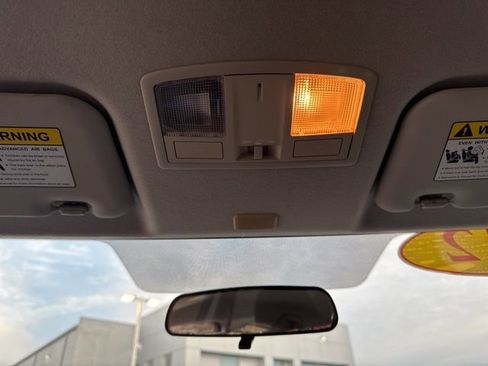 Used 2012 MAZDA MAZDA3 i Touring image 15