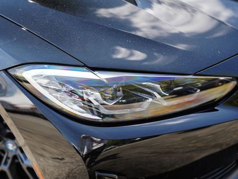 Used 2023 BMW i4 eDrive40 image 7