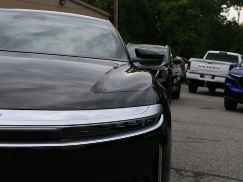 Used 2024 Lucid Air Touring AWD/4WD image 13