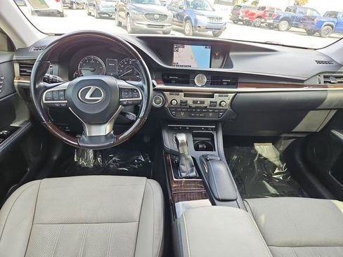 Used 2016 Lexus ES 350 image 9