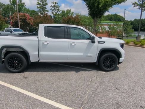 Used 2026 GMC Sierra 1500 Elevation AWD/4WD image 9