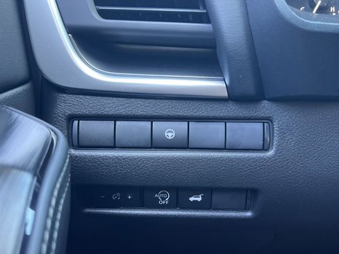 New 2026 Nissan Rogue SV AWD/4WD image 12
