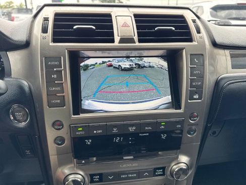Used 2019 Lexus GX 460 AWD/4WD image 22