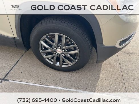 Used 2017 GMC Acadia SLT image 6