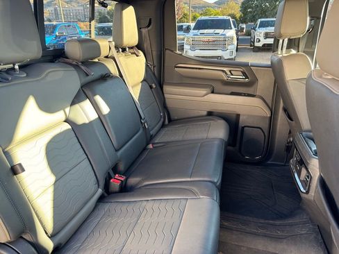 Used 2022 Chevrolet Silverado 1500 ZR2 w/ Technology Package image 31