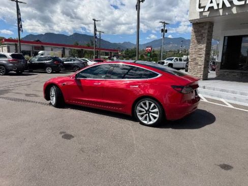 Used 2020 Tesla Model 3 Standard Range Plus RWD image 8