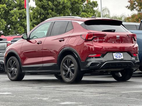Used 2024 Buick Encore GX Sport Touring image 7
