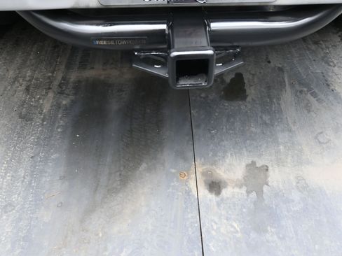 Used 2015 Nissan Xterra S image 12