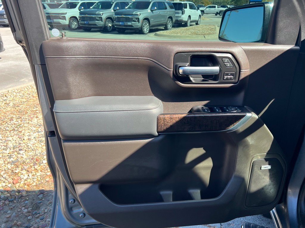 Used 2020 GMC Sierra 1500 Denali w/ Denali Ultimate Package AWD/4WD image 17