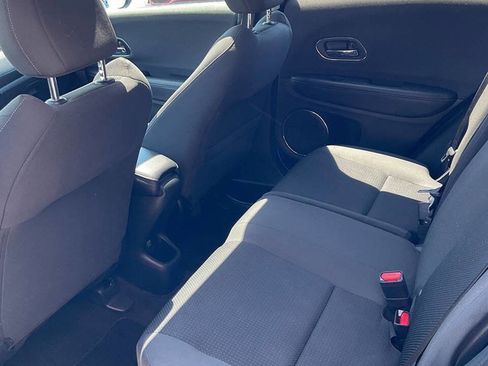 Used 2022 Honda HR-V EX image 9