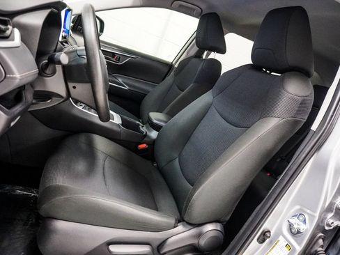 Used 2025 Toyota RAV4 LE FWD image 6