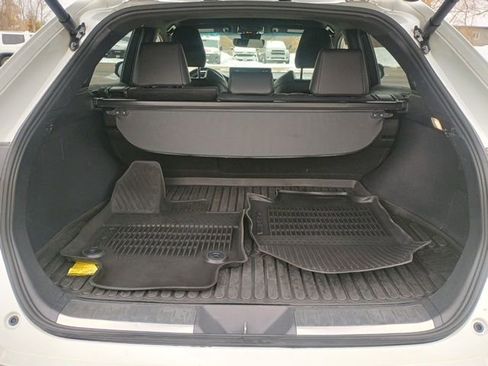 Used 2024 Toyota Venza Nightshade AWD/4WD image 19