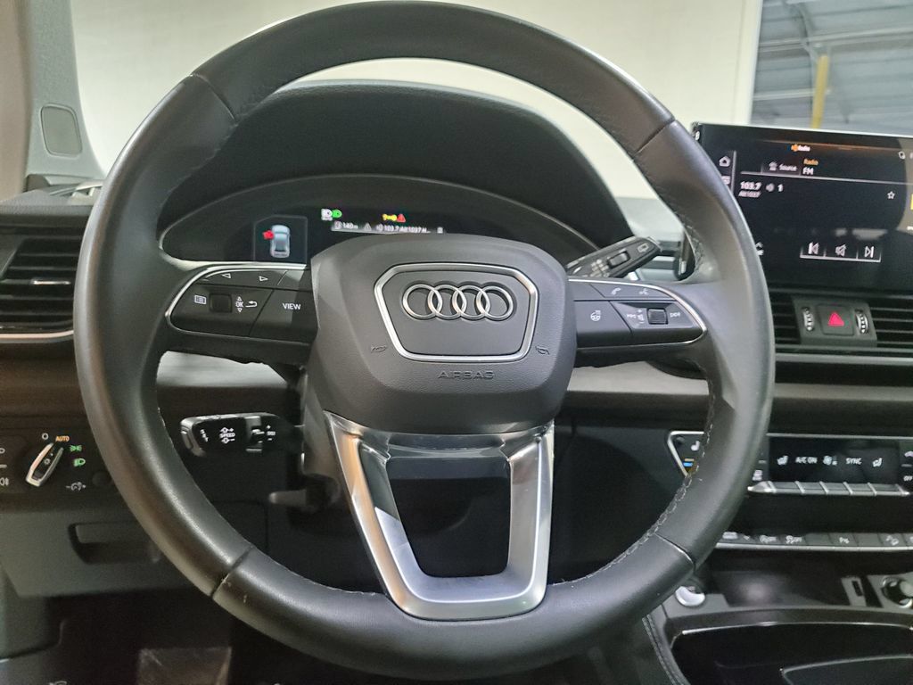Used 2023 Audi Q5 2.0T Premium Plus w/ Premium Plus Package AWD/4WD image 26
