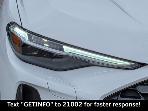 Certified 2025 Audi Q5 Premium Plus image 10