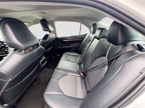 Used 2024 Toyota Camry SE image 22