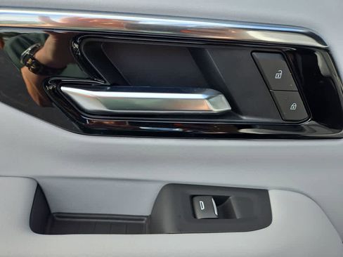 New 2025 Chevrolet Tahoe Premier image 36