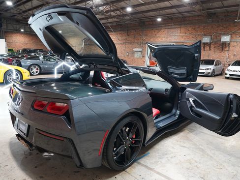 Used 2017 Chevrolet Corvette Stingray Coupe w/ Battery Protection Package image 38
