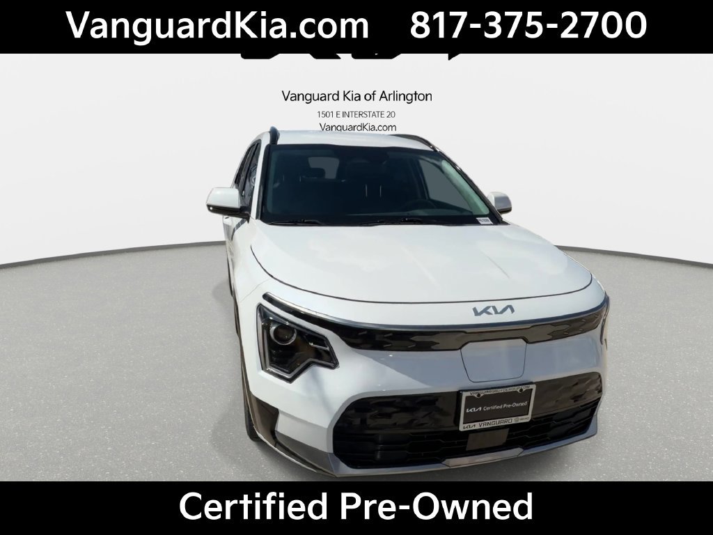 Certified 2024 Kia Niro Wind FWD image 3