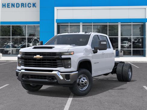 New 2026 Chevrolet Silverado 3500 W/T w/ WT Convenience Package AWD/4WD image 8