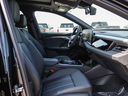 New 2027 Audi Q6 e-tron Premium AWD/4WD image 21