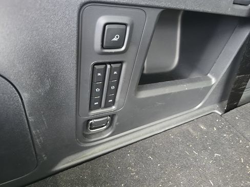 Used 2026 Ford Expedition Platinum w/ Platinum Ultimate Package AWD/4WD image 10