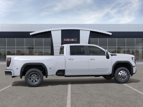 New 2026 GMC Sierra 3500 Denali Ultimate AWD/4WD image 5