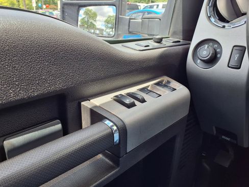 Used 2015 Ford F350 Lariat w/ Lariat Ultimate Package AWD/4WD image 22