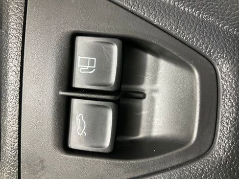 Used 2024 Volkswagen Jetta SE w/ Panoramic Sunroof Package image 14