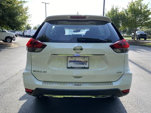 Used 2020 Nissan Rogue S AWD/4WD image 8