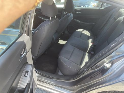 Used 2022 Nissan Altima 2.5 S image 22