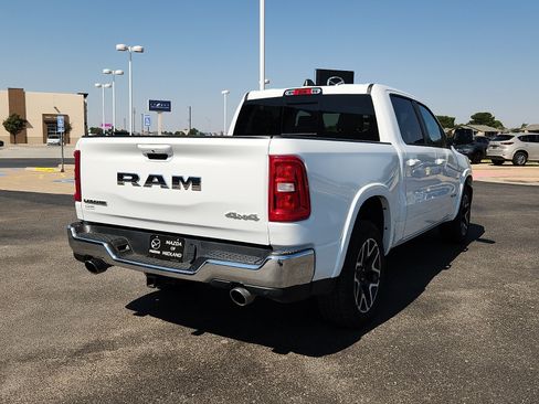 Used 2025 RAM 1500 Laramie AWD/4WD image 5