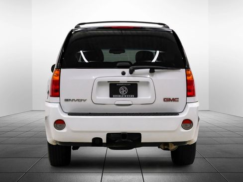 Used 2009 GMC Envoy Denali w/ Sun And 6-Disc Cd Package AWD/4WD image 10