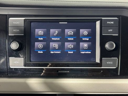 Used 2022 Volkswagen Jetta S FWD image 16